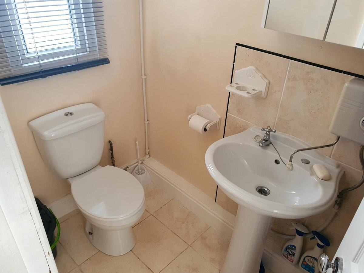 בוסטון Sherwood Studio Annexe 1 Bedroom Entire Property מראה חיצוני תמונה