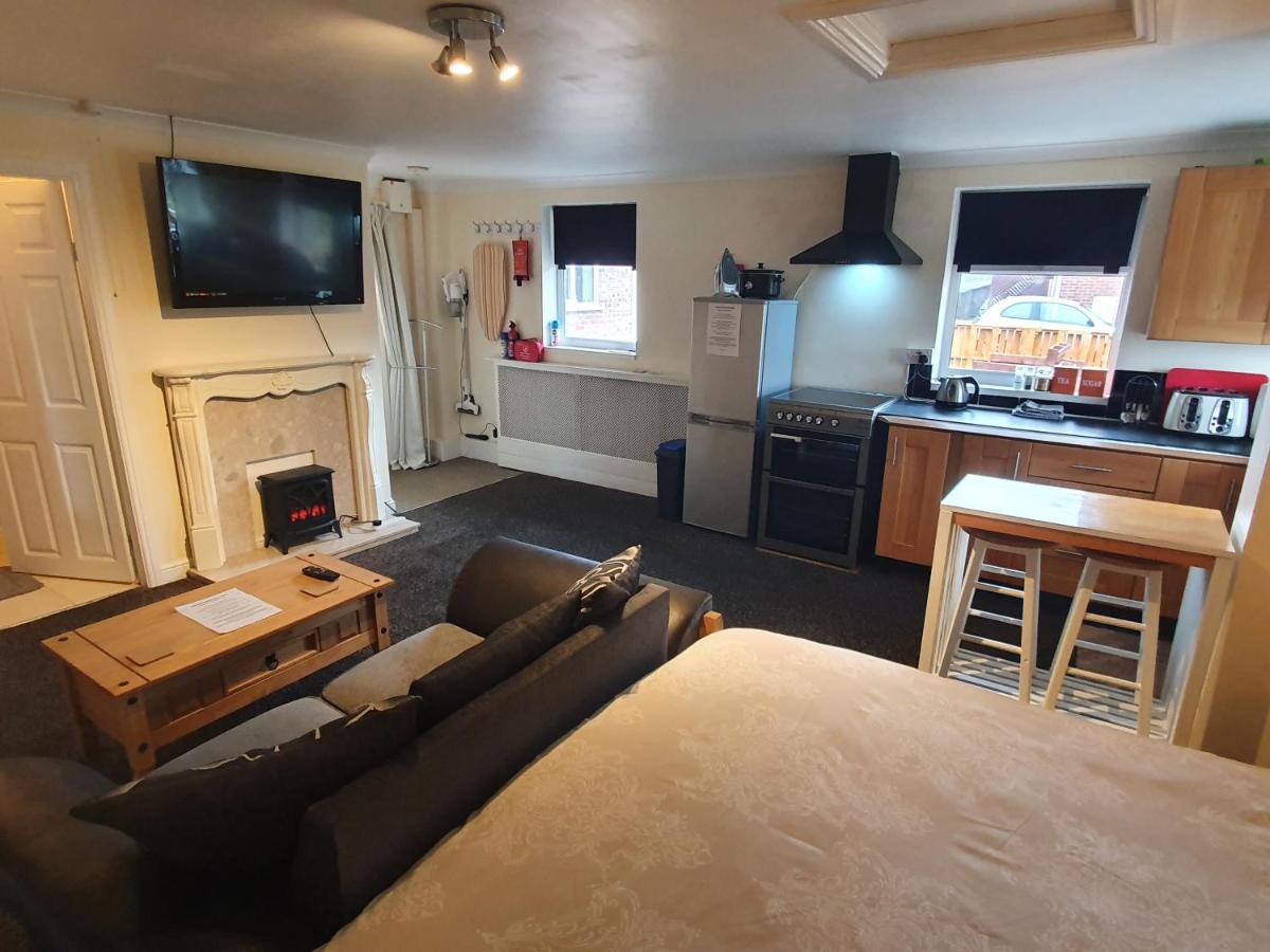 בוסטון Sherwood Studio Annexe 1 Bedroom Entire Property מראה חיצוני תמונה
