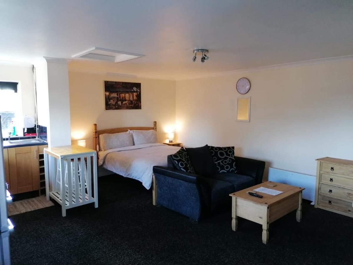 בוסטון Sherwood Studio Annexe 1 Bedroom Entire Property מראה חיצוני תמונה