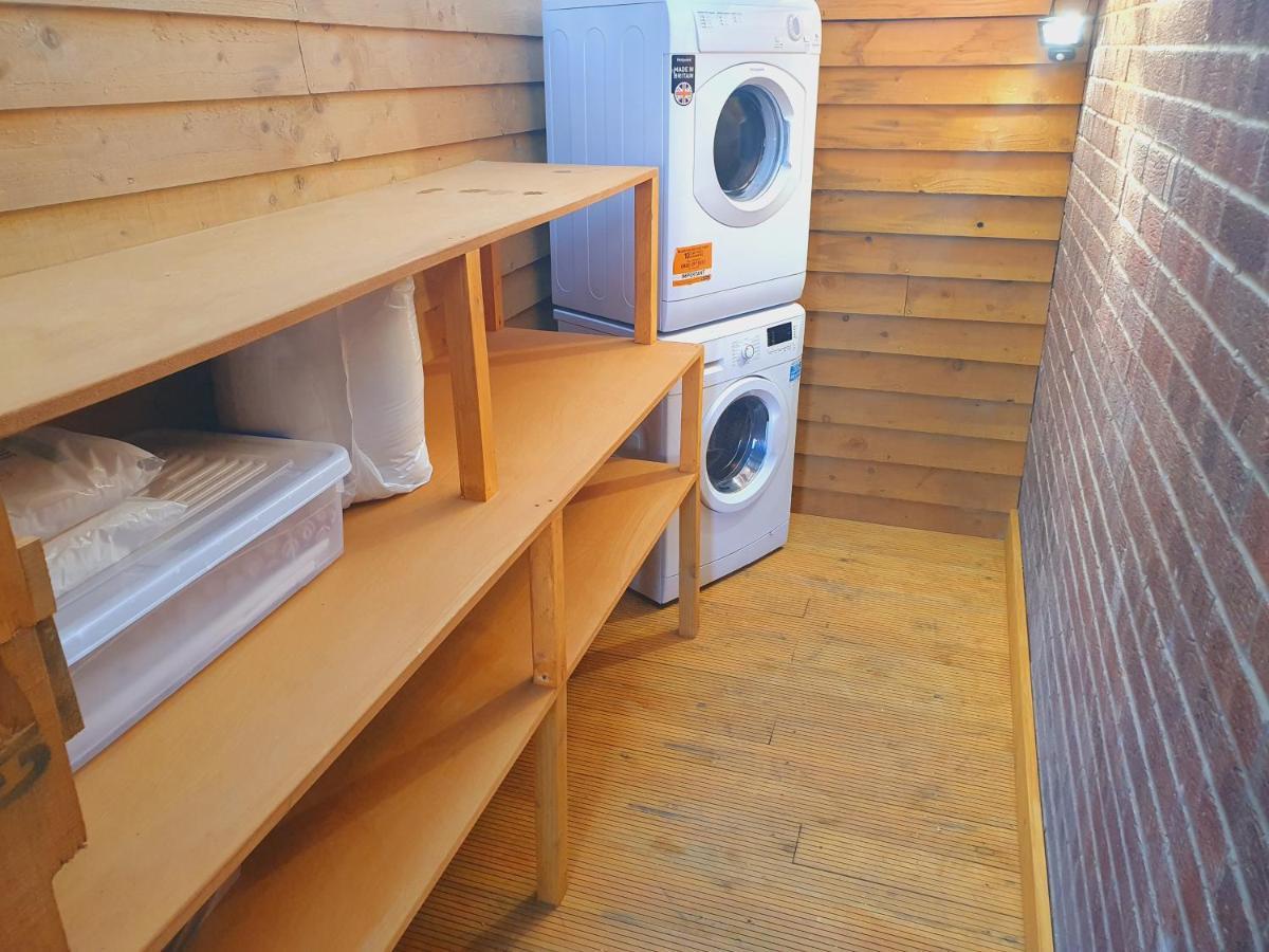 בוסטון Sherwood Studio Annexe 1 Bedroom Entire Property מראה חיצוני תמונה